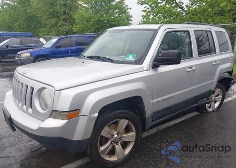 2012 Jeep Patriot Latitude из США, поврежденный, VIN 1C4NJRFB1CD599763